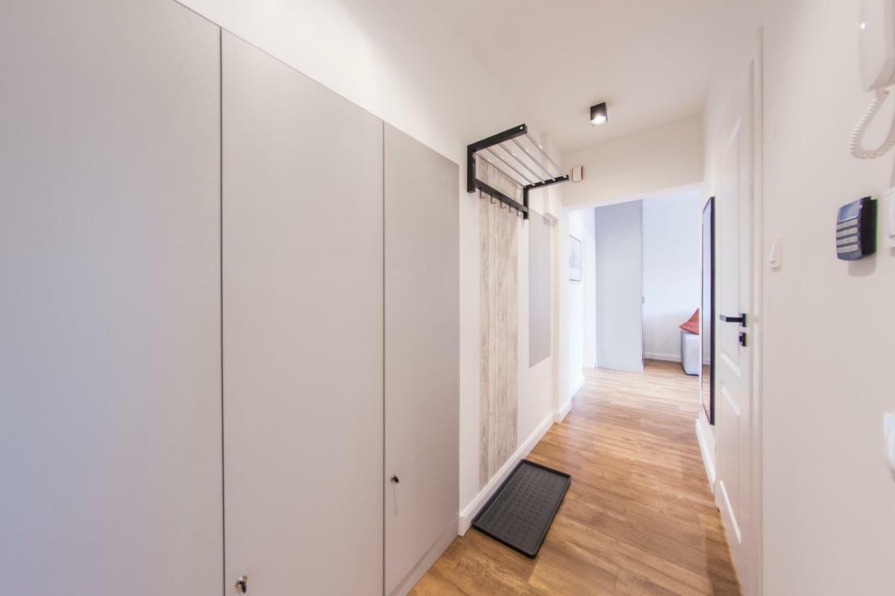 Family Luxury Comfort Old Town Apartament, 1-8, 2 Sypialnie I Salon, Parking W Cenie Gdańsk Eksteriør billede