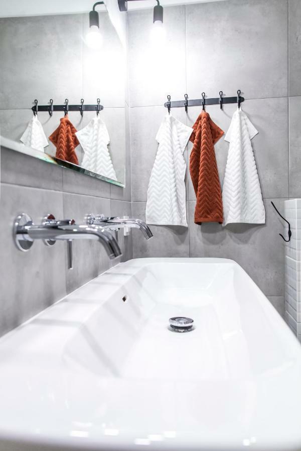 Family Luxury Comfort Old Town Apartament, 1-8, 2 Sypialnie I Salon, Parking W Cenie Gdańsk Eksteriør billede